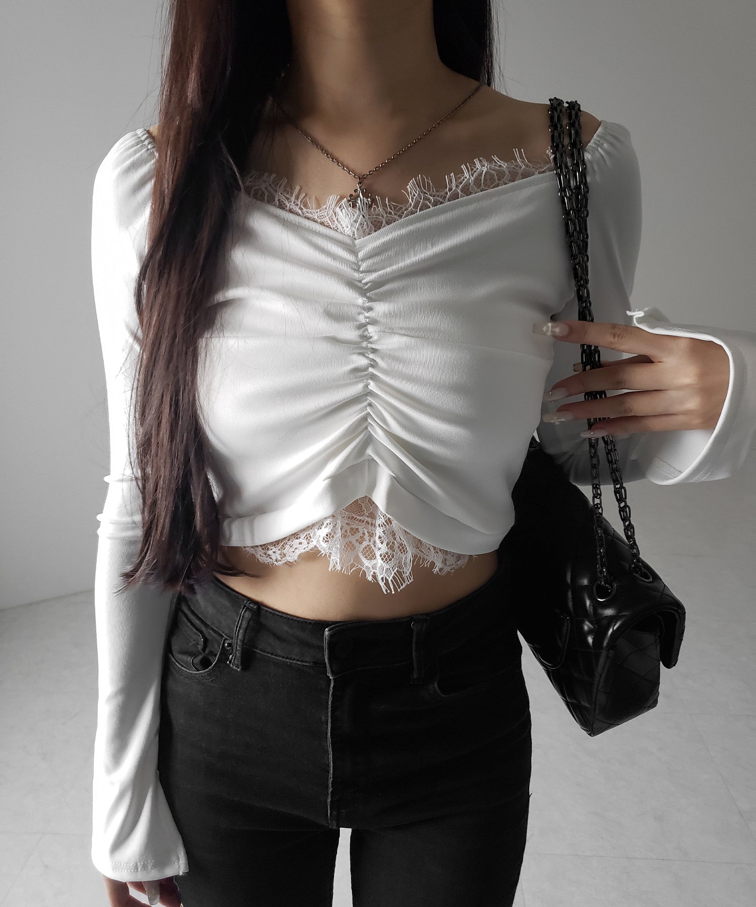 【 ２color 】レースドッキングシャーリングショートカットソートップス ／ lace docking shirring short cutsew tops