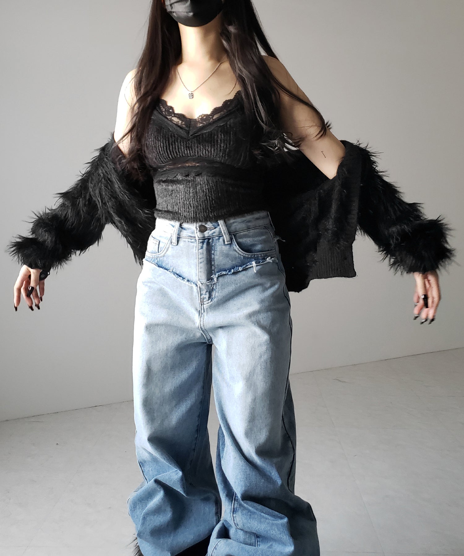 【 カップ付き 】ダブルレースシャギーファーショートビスチェキャミソール ／ double lace shaggy fur short bustier camisole