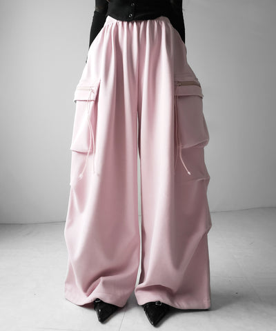 【 裾絞り可能２WAY 】ドローコードタックワイドカーゴスウェットパンツ ／ drawcord tuck wide cargo sweatpants