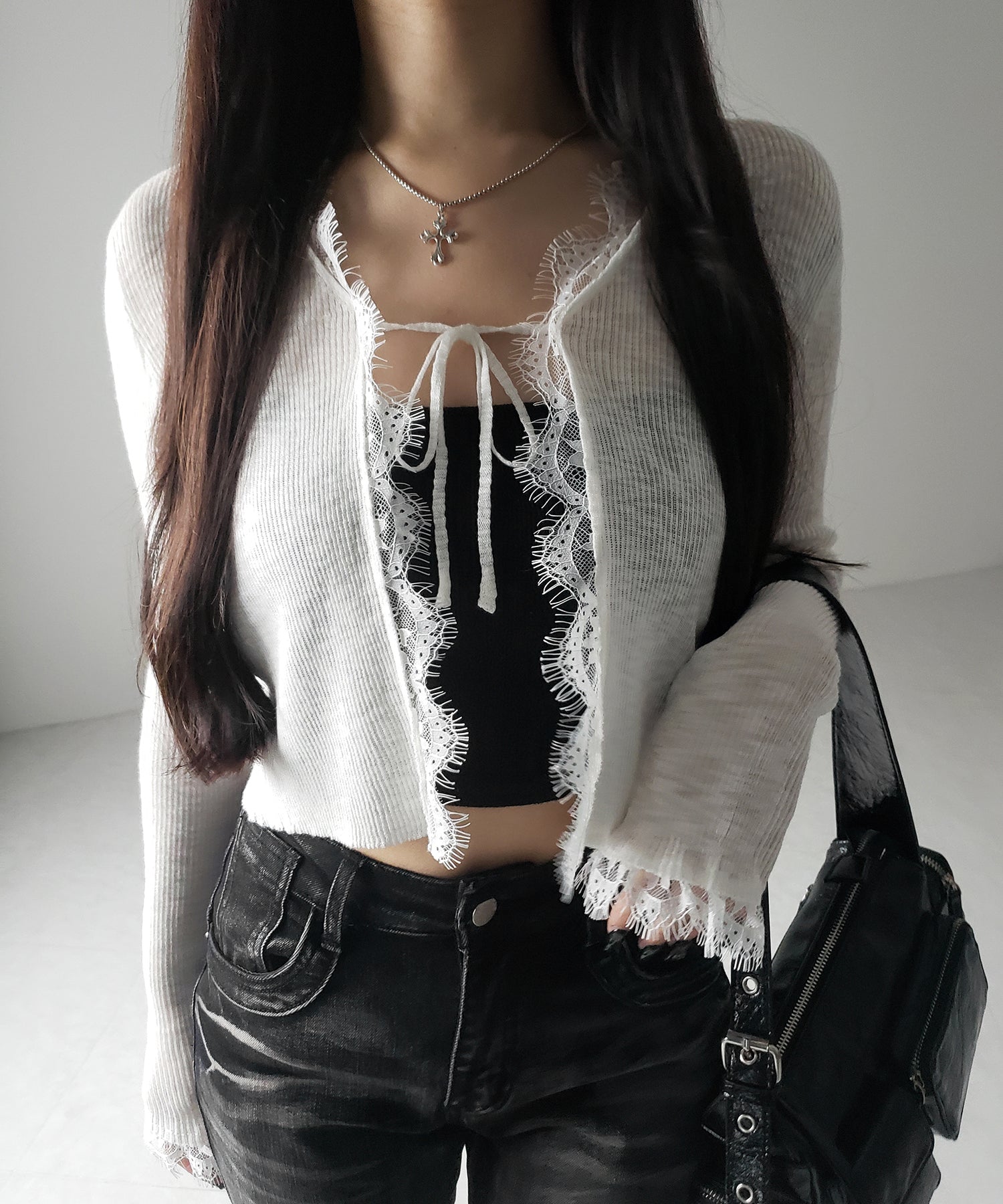【 ２color 】レースドッキングフロントリボンシアーニットカーディガン ／ lace docking front ribbon sheer knit cardigan