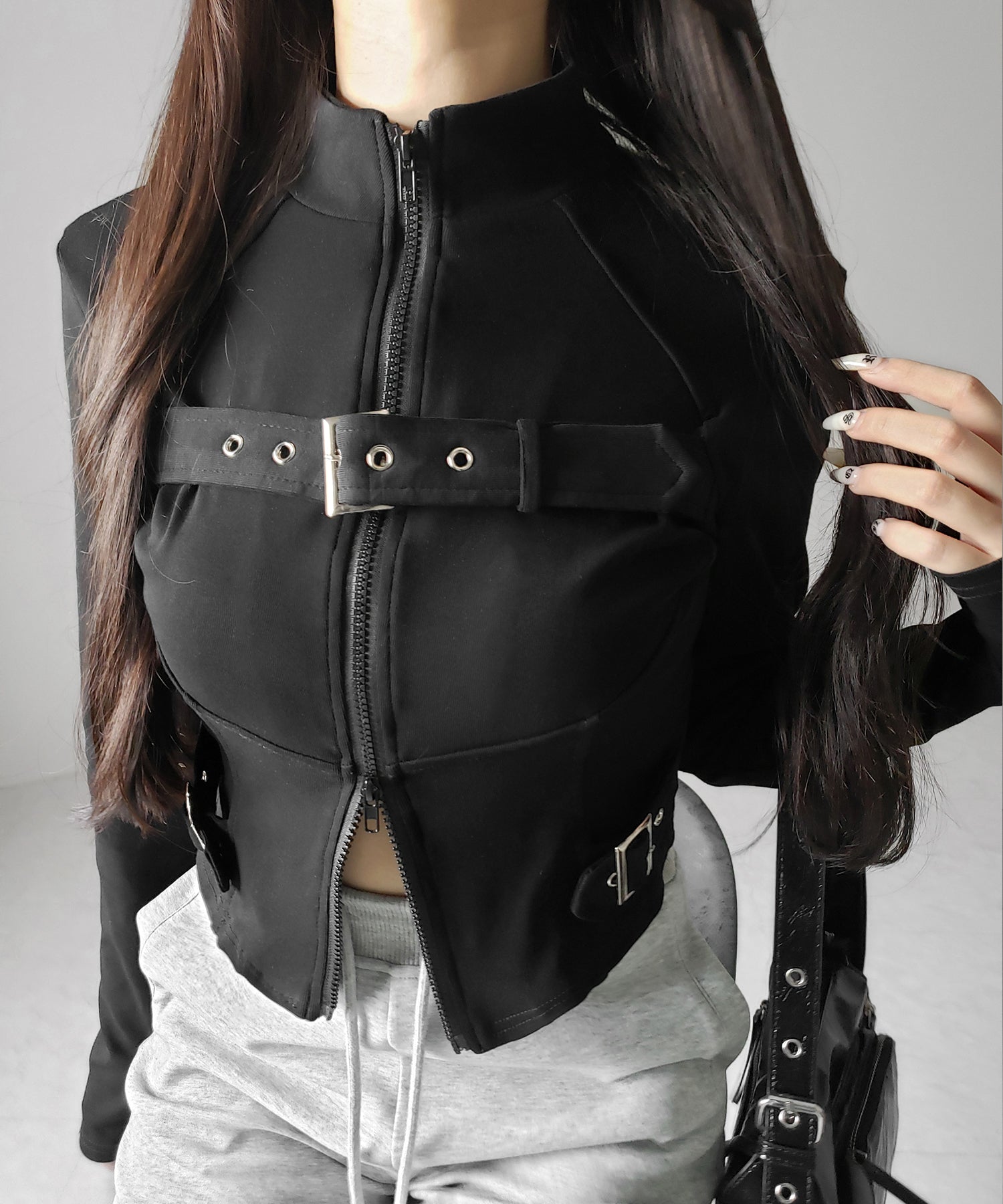 スタンドカラーベルテッドダブルジップスリムトップス ／ stand collar belted double zip slim tops