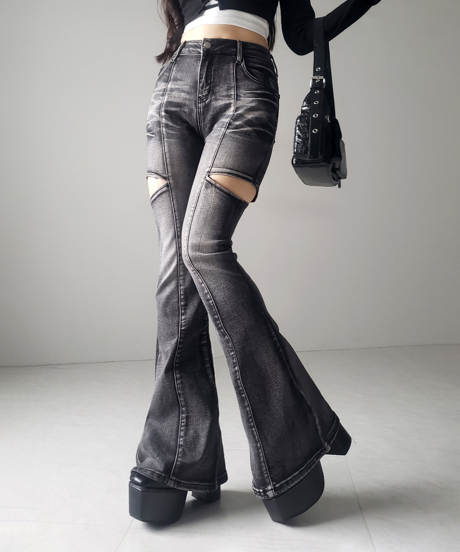【 ２color ／ ３size 】カットアウトヴィンテージストレッチフレアデニム ／ cutout vintage stretch flare denim