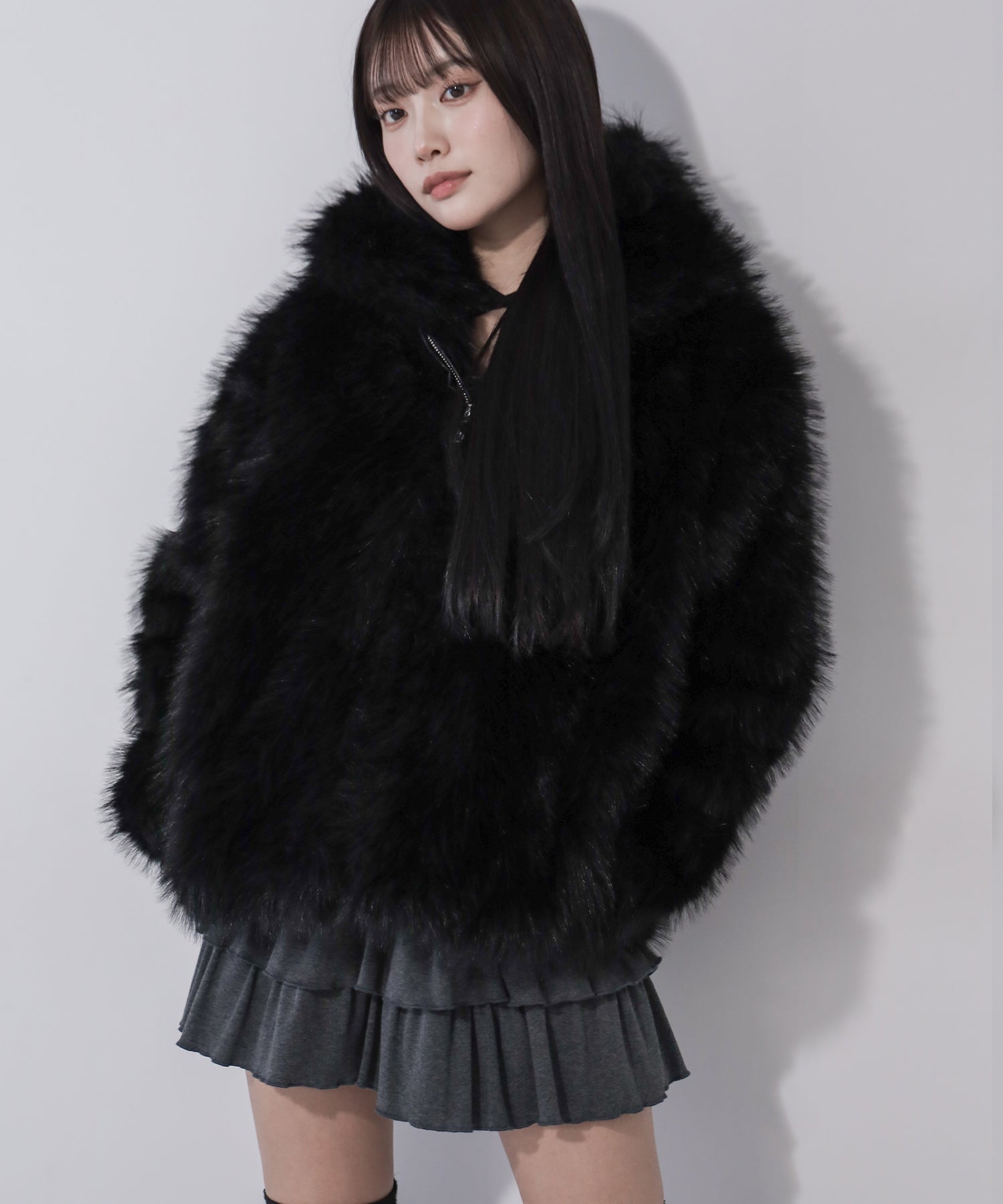 フェイクファーフーディミドルコート ／ fake fur hoodie middle coat
