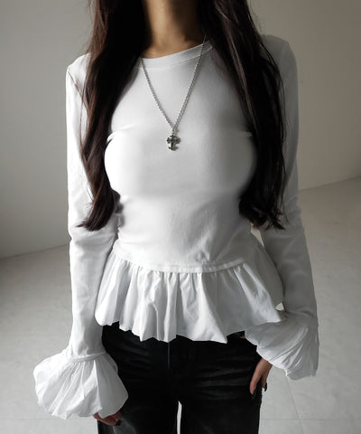 【 ２color 】裾バルーンフリルカットソートップス ／ hem balloon frill cutsew tops