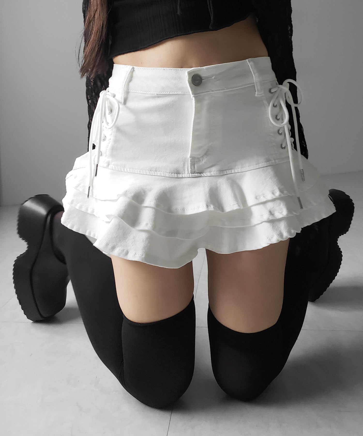 【 インパン裏地付 】レースアップブラックフリルミニスカート ／ laceup black frill mini skirt