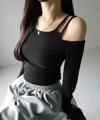 【 ２color 】レイヤードダブルストラップオフショルトップス ／ layerd double strap off shoulder tops