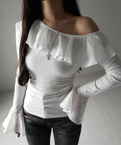 【 ２color 】ワンショルボリュームフリルカットソートップス ／ one shoulder volume frill cutsew tops