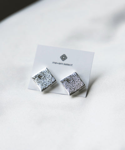 SQUARE SILVER MINIMAL PIERCE ／ スクエアシルバーミニマルピアス