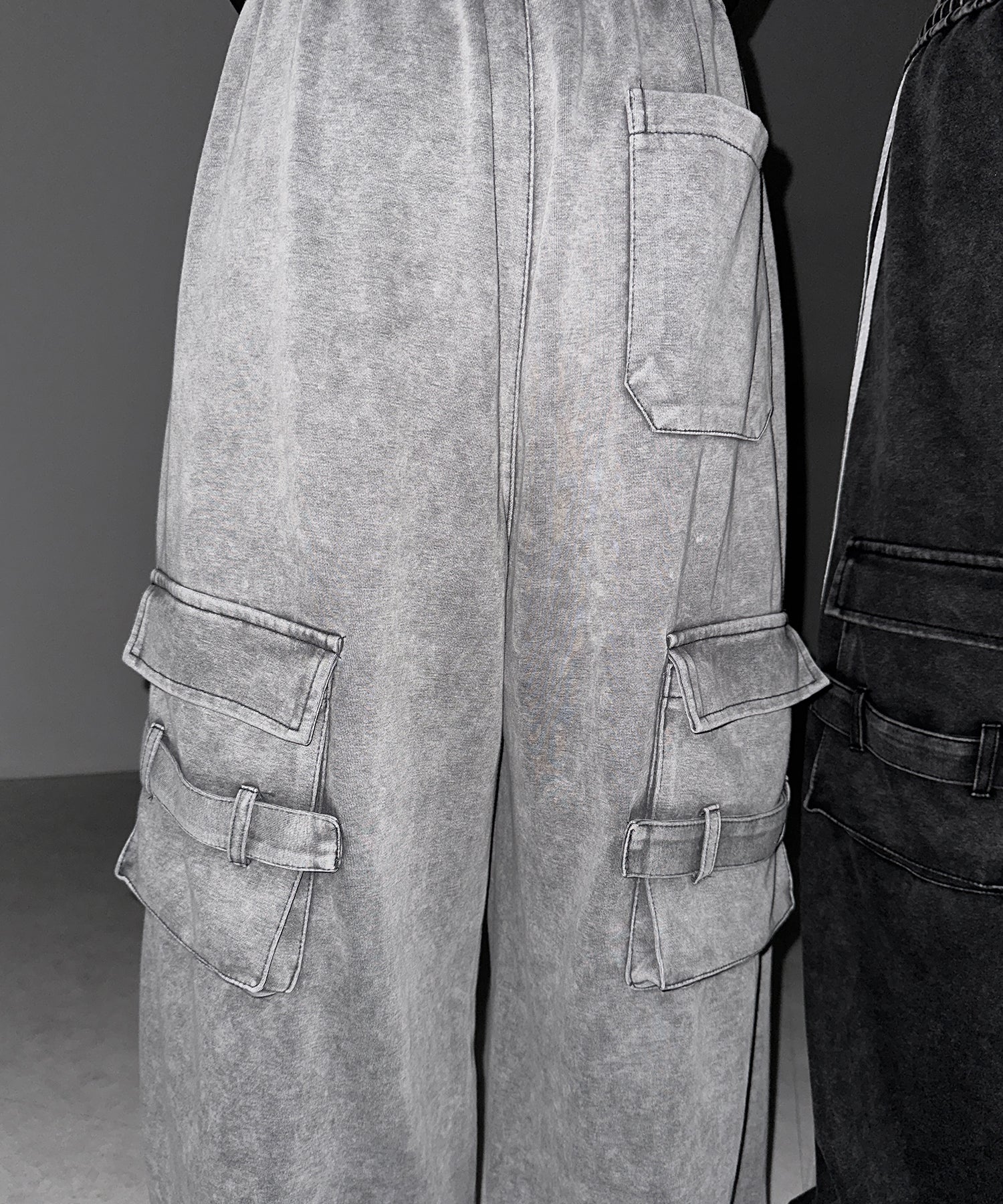 【 裾絞り可能２WAY 】サイドラインピグメントワイドカーゴスウェットパンツ ／ sideline pigment wide cargo sweatpants