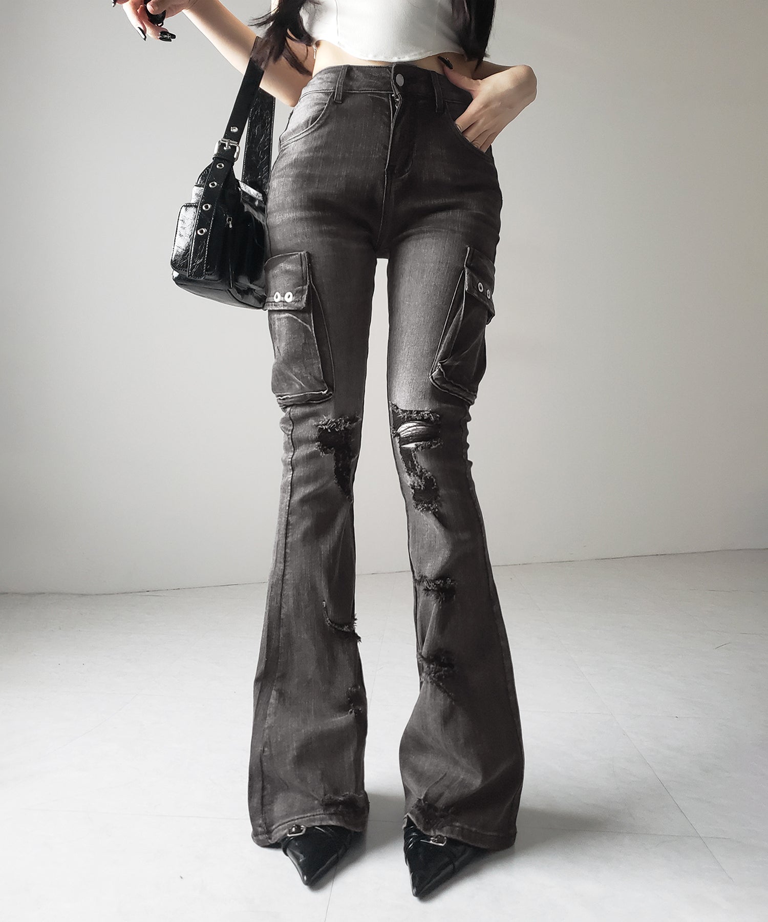 【 ２color ／ ４size 】カーゴデザインヴィンテージライクダメージストレッチフレアデニム ／ cargo design vintage-like damage stretch flare denim