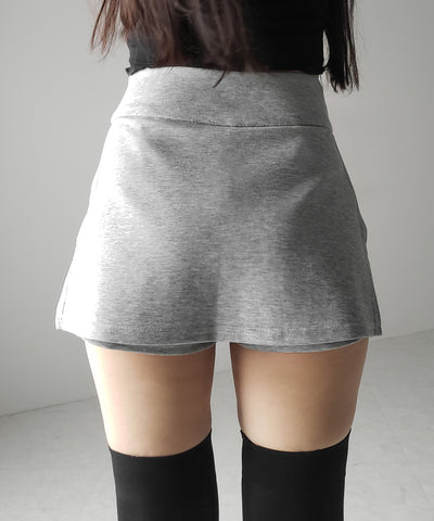 【 ２color ／ ３size 】サイドスリットレイヤードスウェットミニスカパン ／ side slit layered sweat mini skirt pants
