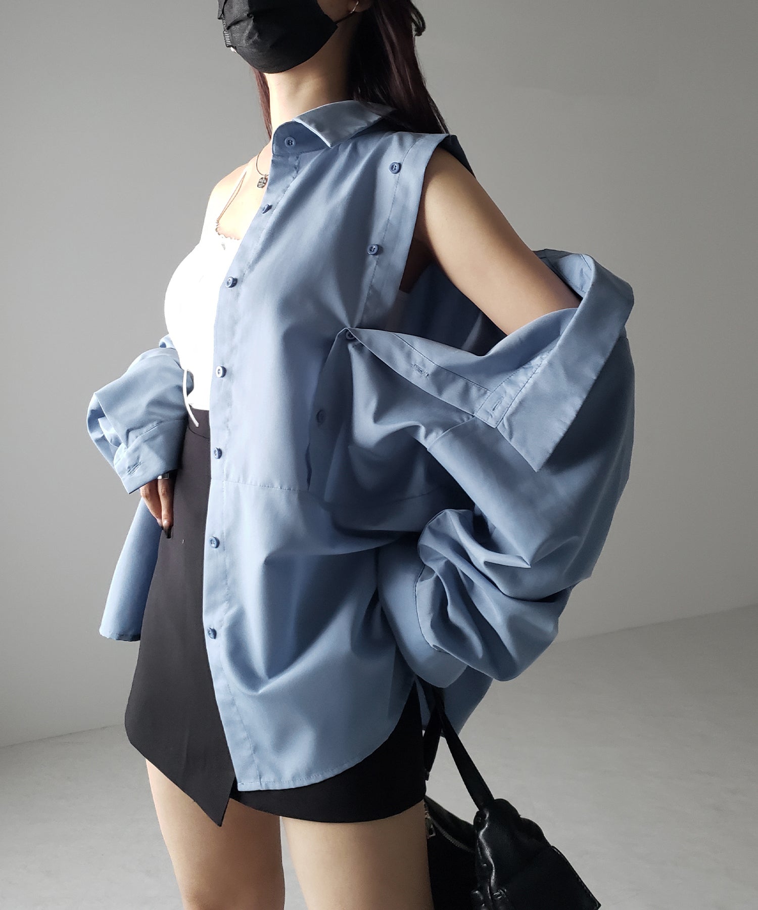 【 ３color 】オープンショルダーカットアウトビッグシャツ ／ open shoulder cutout big shirt