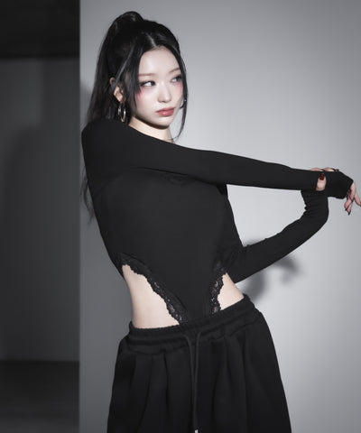 【 ２color 】カットアウトレースポイントボディスーツトップス ／cutout lace point bodysuit tops