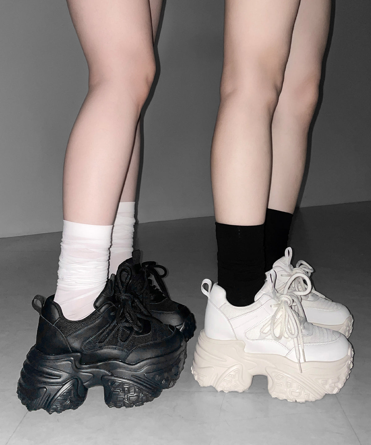 【 +10.5cm盛れ 】レースアップ厚底スニーカー ／ +10.5cm lace-up platform sneakers