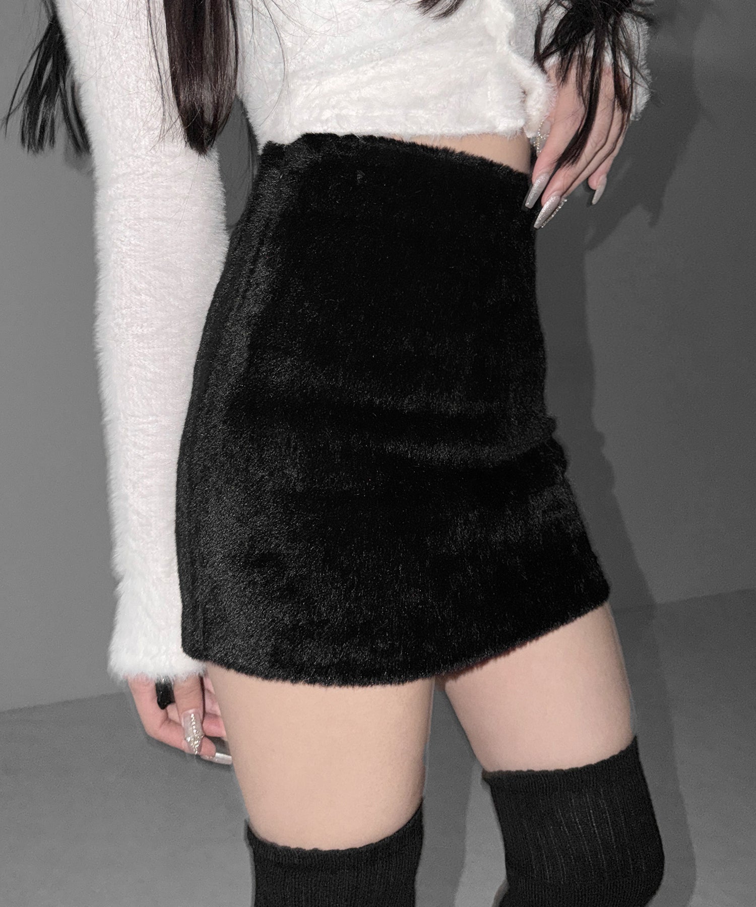 ハイウエストシャギータイトミニスカート ／ high waist shaggy tight mini skirt