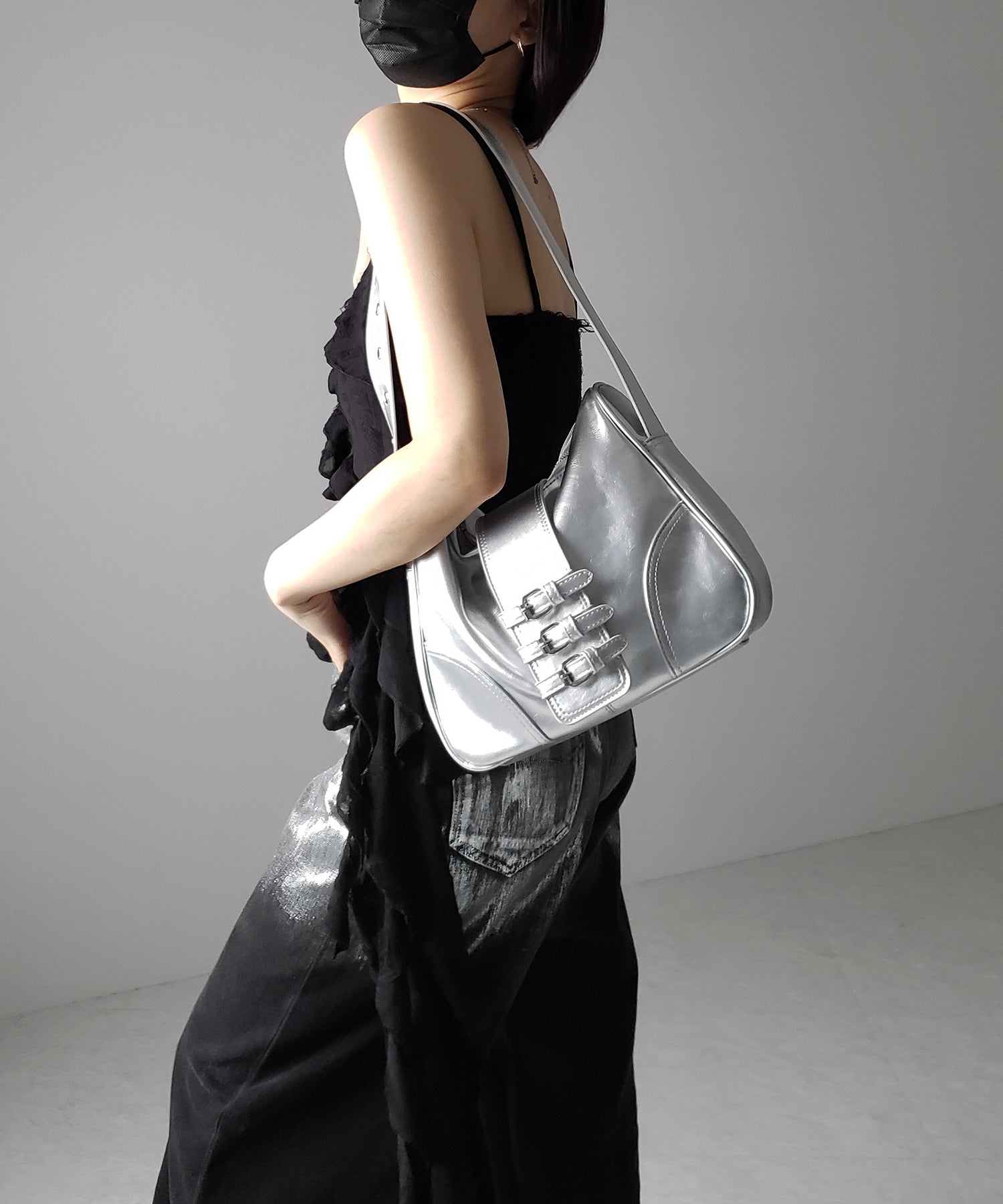 【 ３color 】ベルテッドフェイクレザーショルダーバッグ ／ belted fake leather shoulder bag
