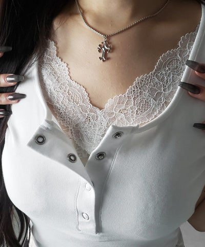 レースレイヤードヘンリーネックスクエア半袖Ｔシャツ ／ lace layered henley neck square short sleeve T-shirt