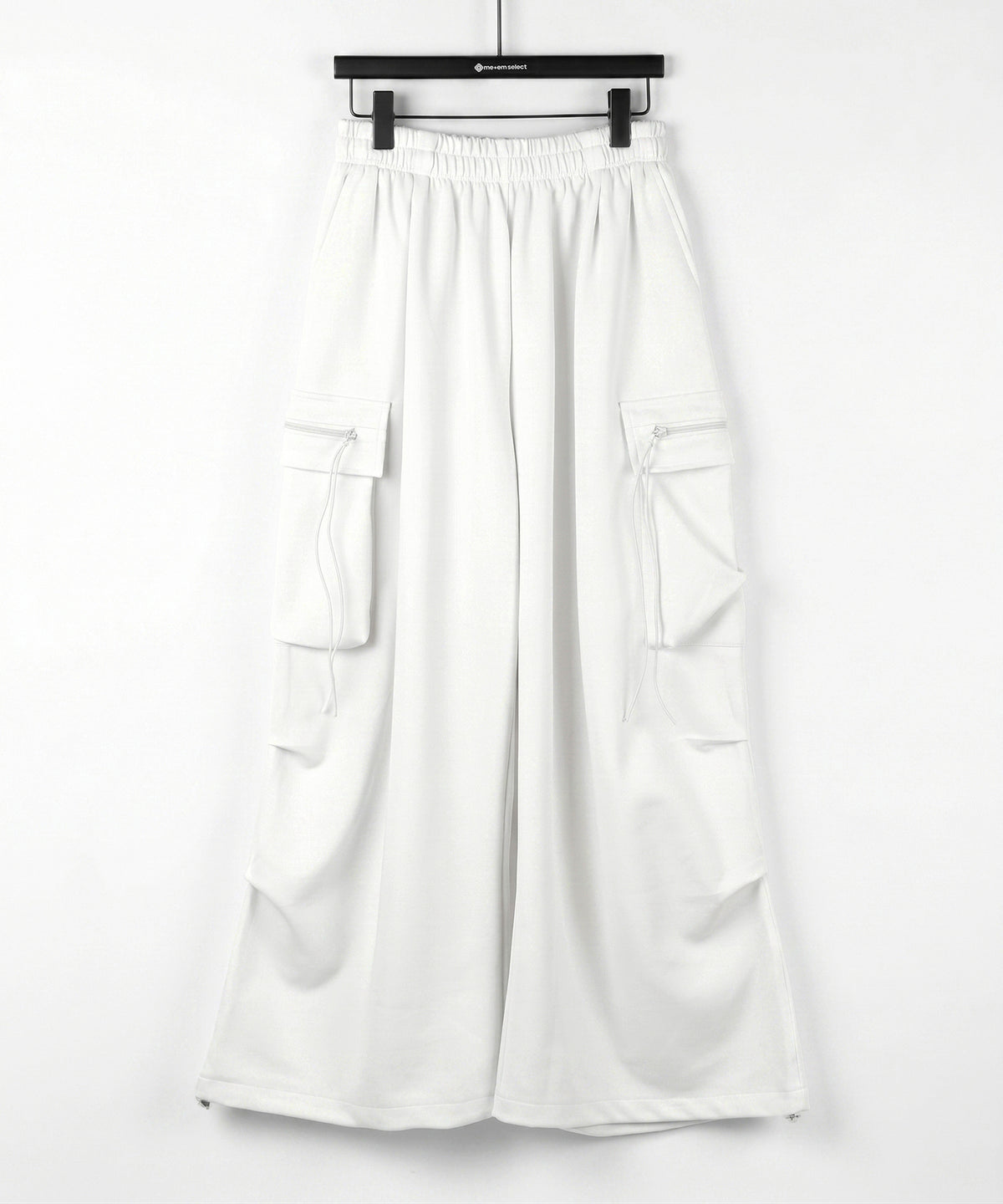 【 裾絞り可能２WAY 】ドローコードタックワイドカーゴスウェットパンツ ／ drawcord tuck wide cargo sweatpants