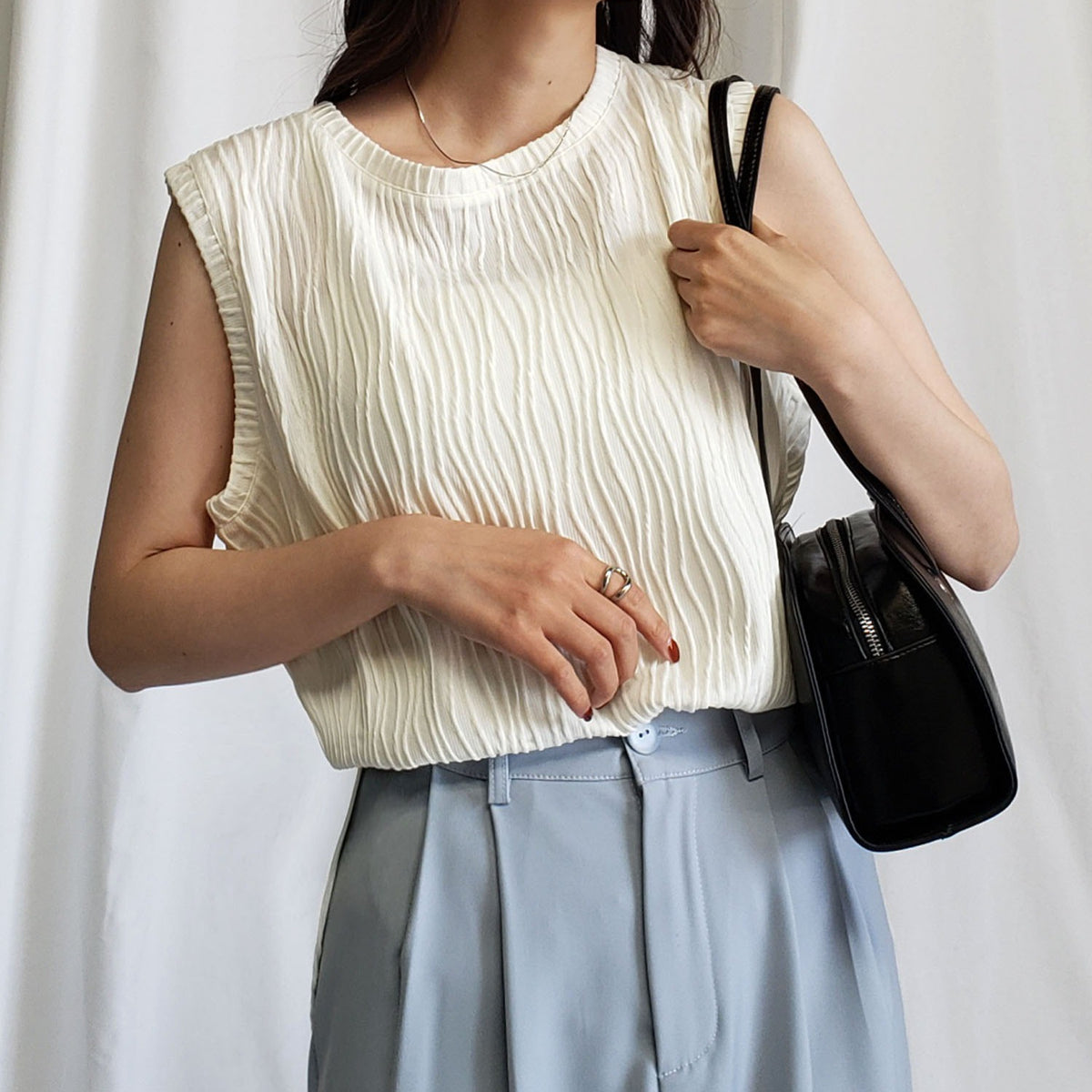 ウェーブカットソーチュニックノースリーブトップス