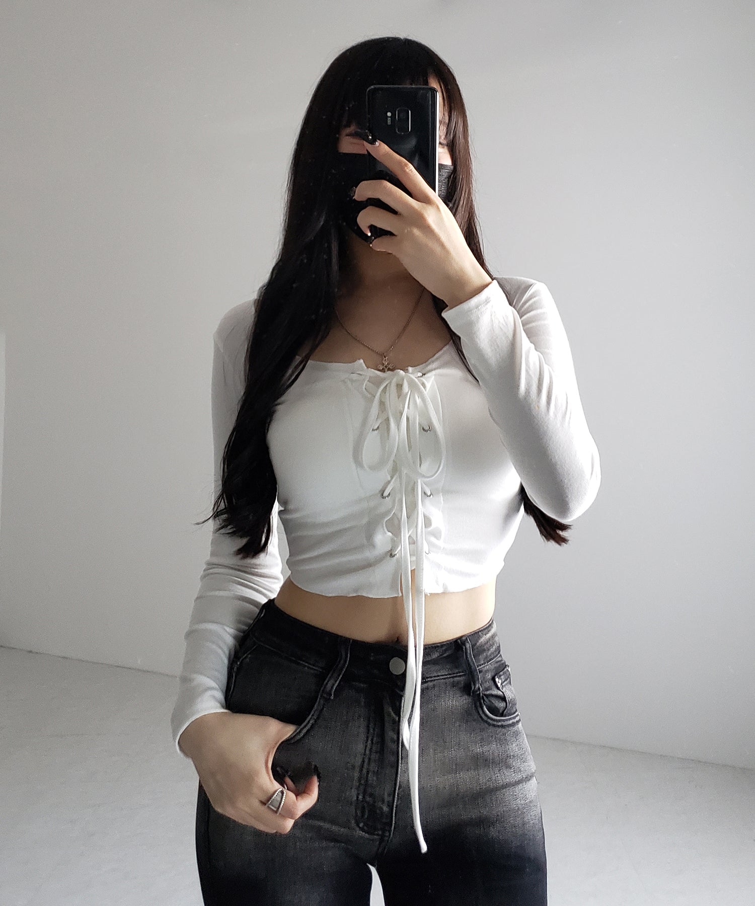 【 ３color 】レースアップフロントリボンショートスリムトップス ／ lace up front ribbon short slim tops