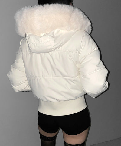 フェイクファーフード中綿ショートジャケット ／ fake fur hoodie fake down short jacket