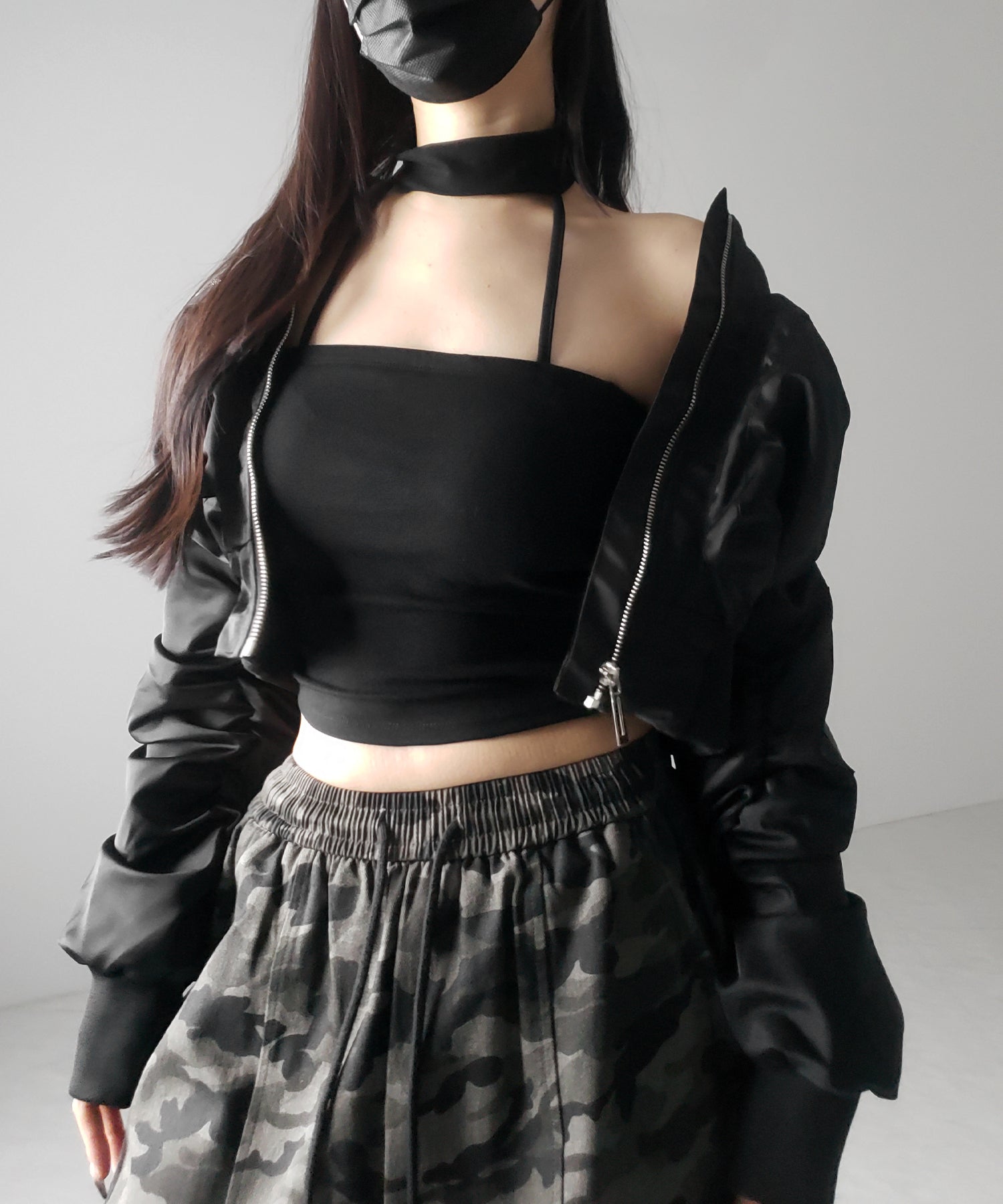 【 ３color ／ カップ付 】ダブルラインストラップチョーカーキャミソール ／ double line strap choker camisole