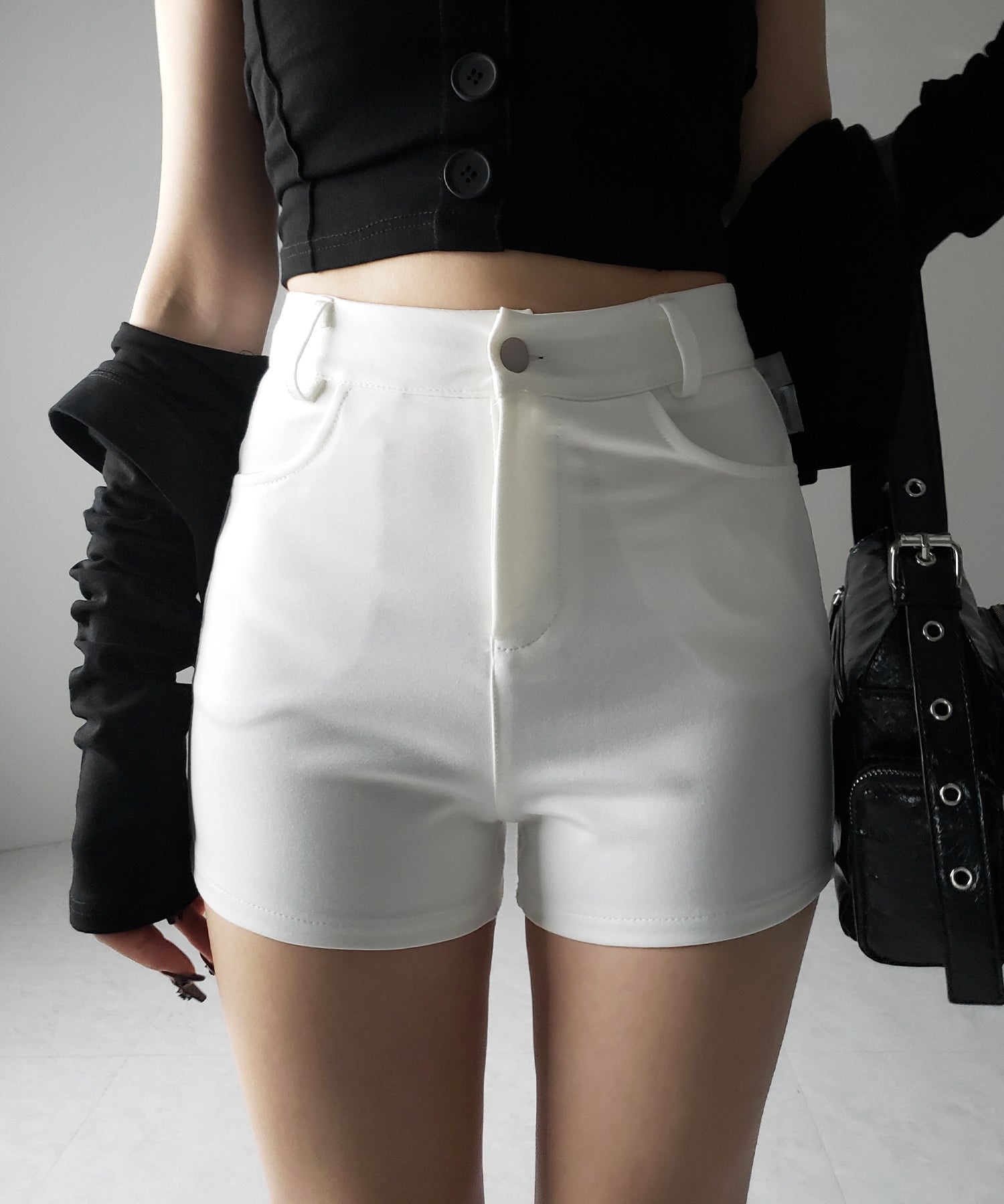 【 ２color ／４size 】ハイウエストタイトスパンショートパンツ ／ high waist tight span short pants