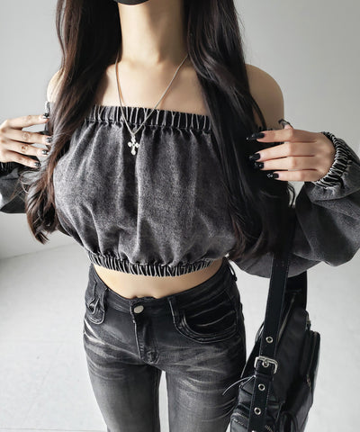 【 ２color 】ヴィンテージデニムギャザーオフショルトップス ／ vintage denim gathered off shoulder tops