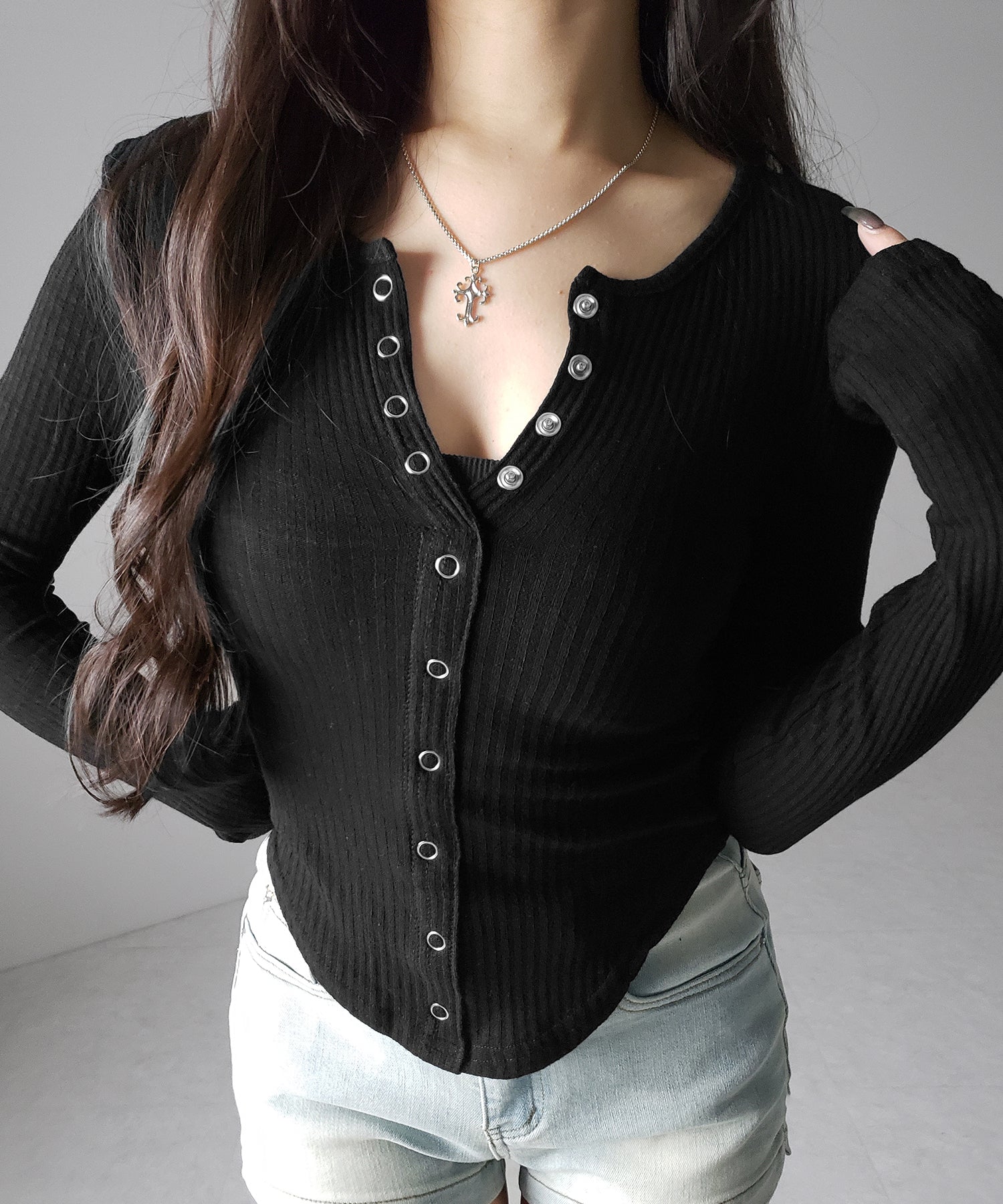 スナップボタンタイトリブカットソートップス ／ snap button tight ribbed cutsew tops