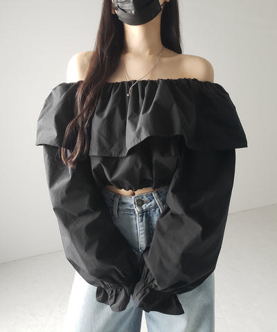 【 ２color 】オフショルダーフリルショートブラウス ／off shoulder frill short blouse