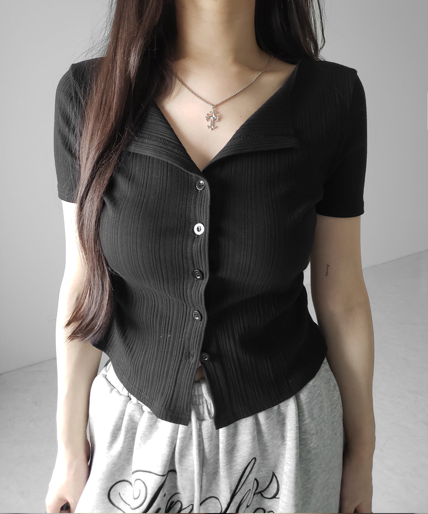 フロントボタン半袖リブカーデトップス ／ front button short sleeve lib cardigan tops