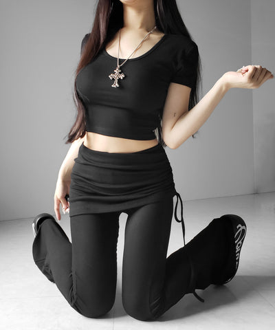 【 ワンホンセットアップ 】スクエアショートＴシャツ＋サイドシャーリングフレアパンツ ＳＥＴ ／ 【 SETUP 】square neck short T-shirts + side shirring flare pants