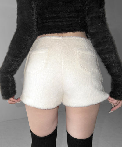 シャギーファータイトショートパンツ ／ shaggy fur tight short pants