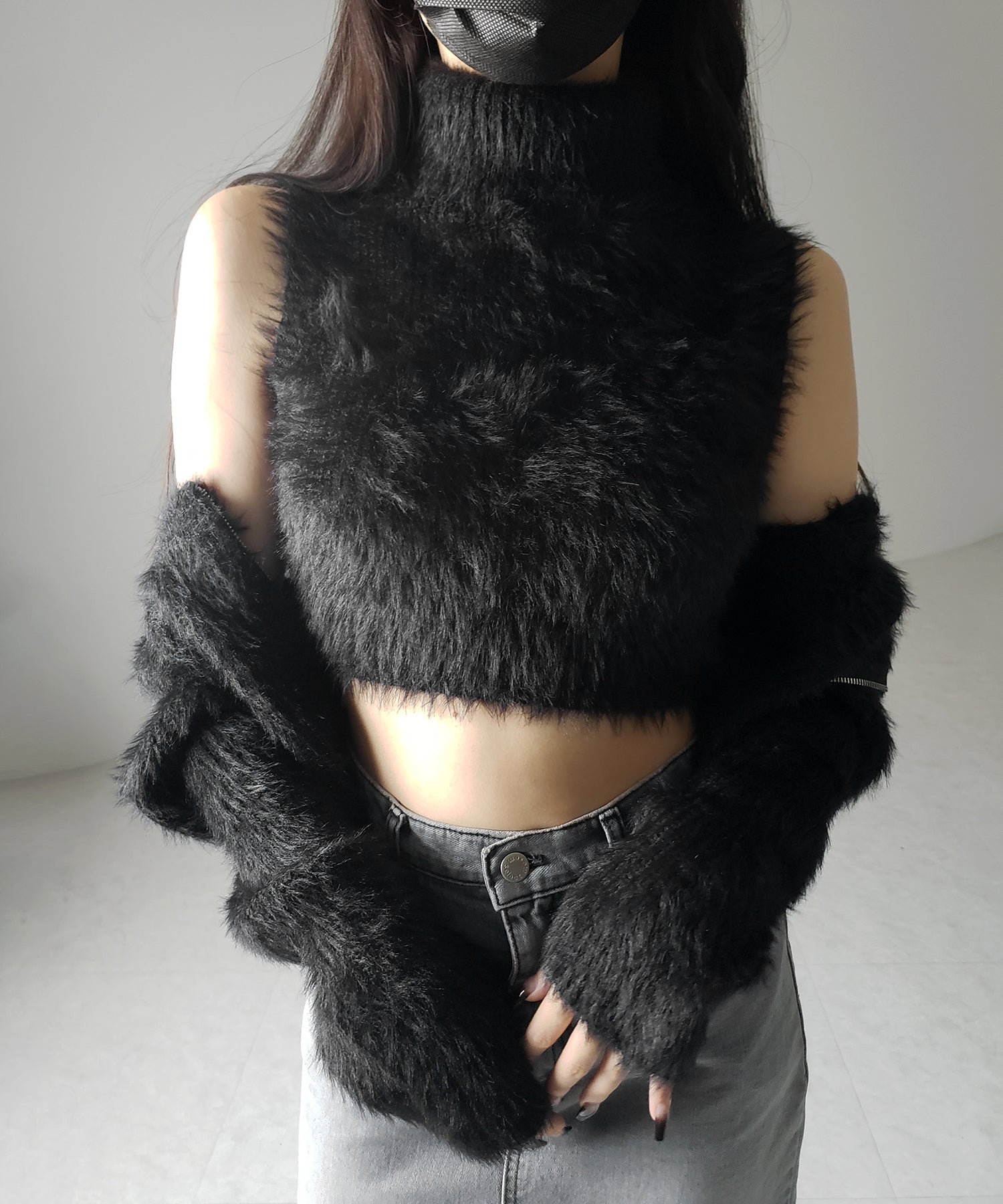 【 ３color 】タートルネックショートシャギーノースリニットトップス ／ turtleneck short shaggy nosleeve knit tops