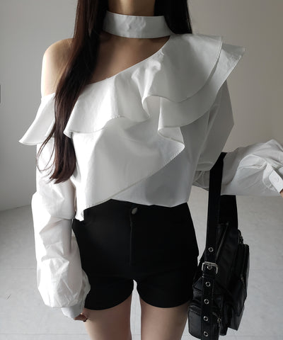 【 ２color 】チョーカーフリルワンショルダーブラウス ／ choker frill one shoulder blouse