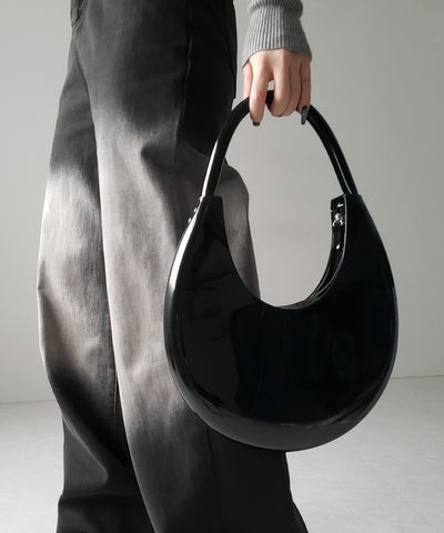 【 ２color 】 PVC ハーフムーンショルダーバッグ ／ PVC HALF MOON SHOULDER BAG