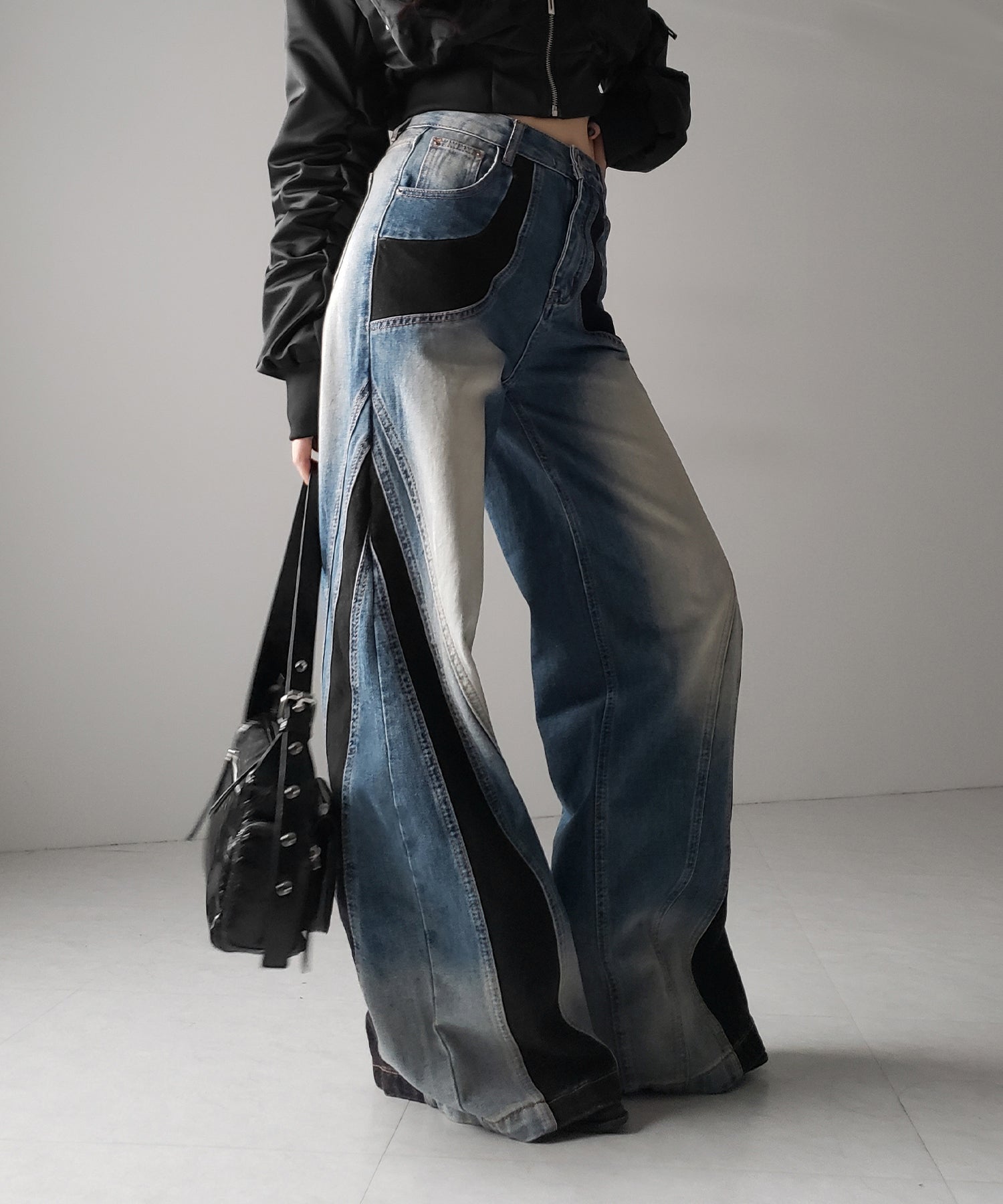 【 ４size 】ブラックスウィッチングヴィンテージワイドデニム ／ black switching vintage wide denim