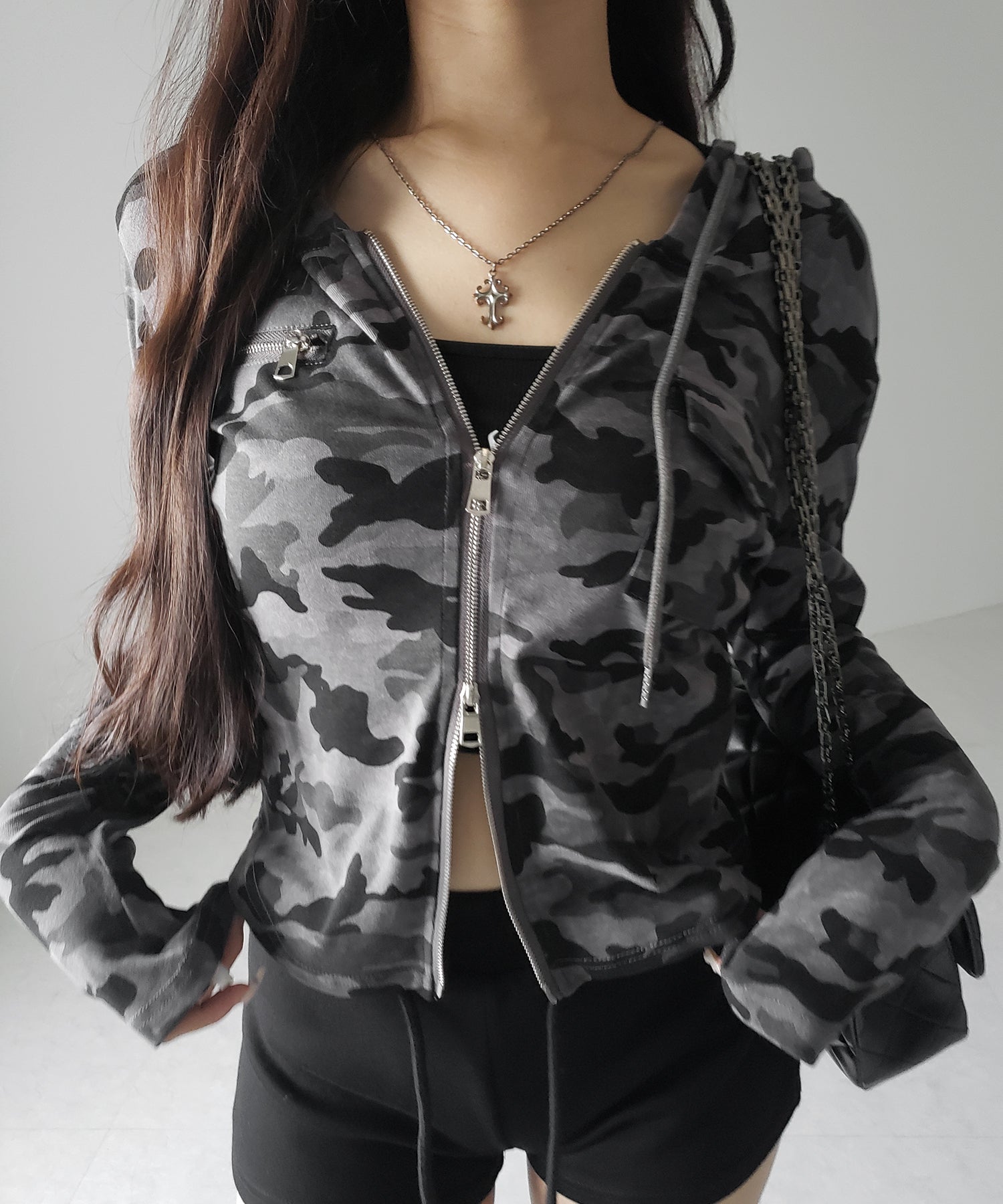 ヴィンテージカモフラダブルジップカットパーカー ／ vintage camouflage double zip cut hoodie