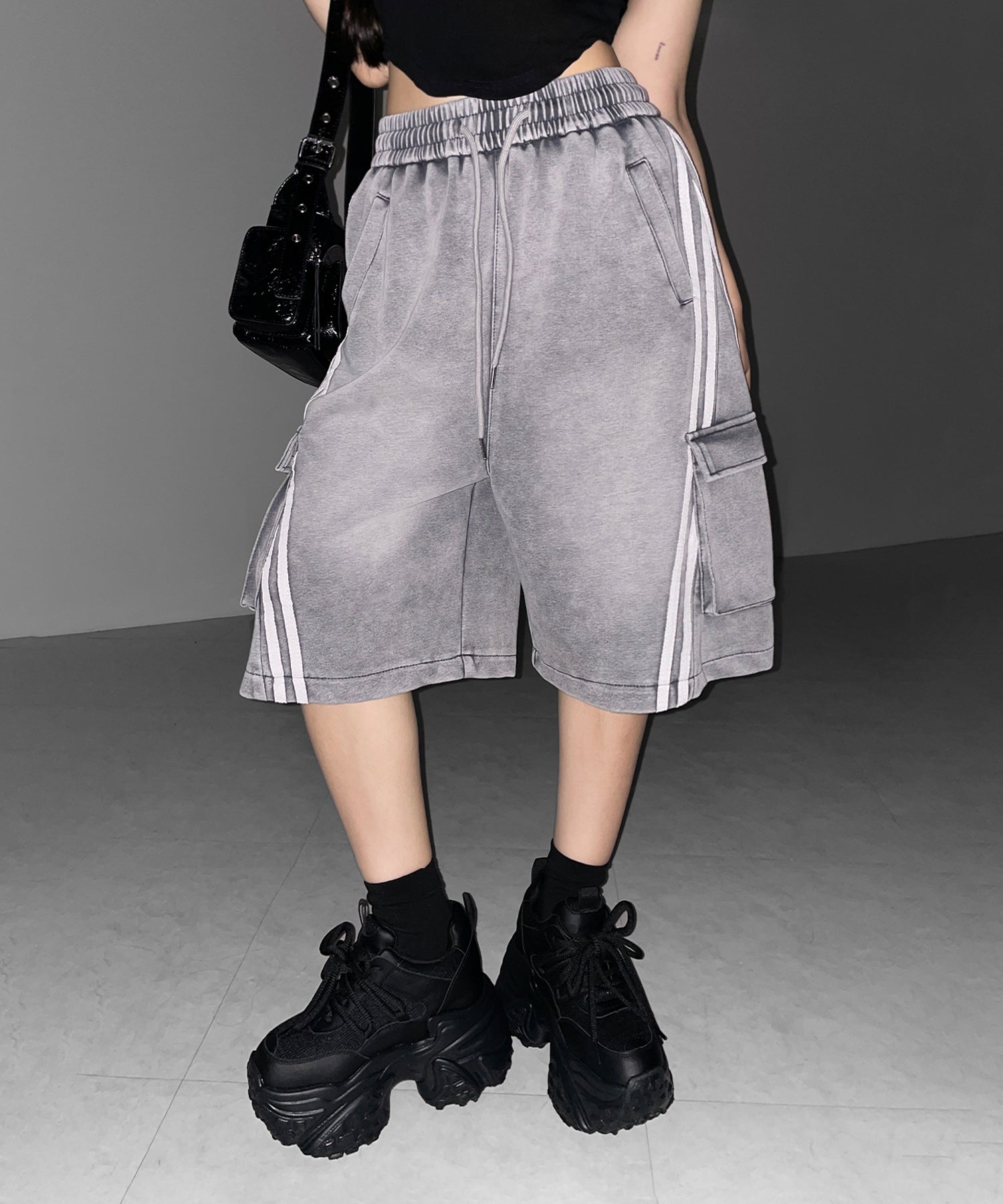 サイドラインヴィンテージワイドカーゴスウェットハーフパンツ / sideline vintage wide cargo sweat half pants