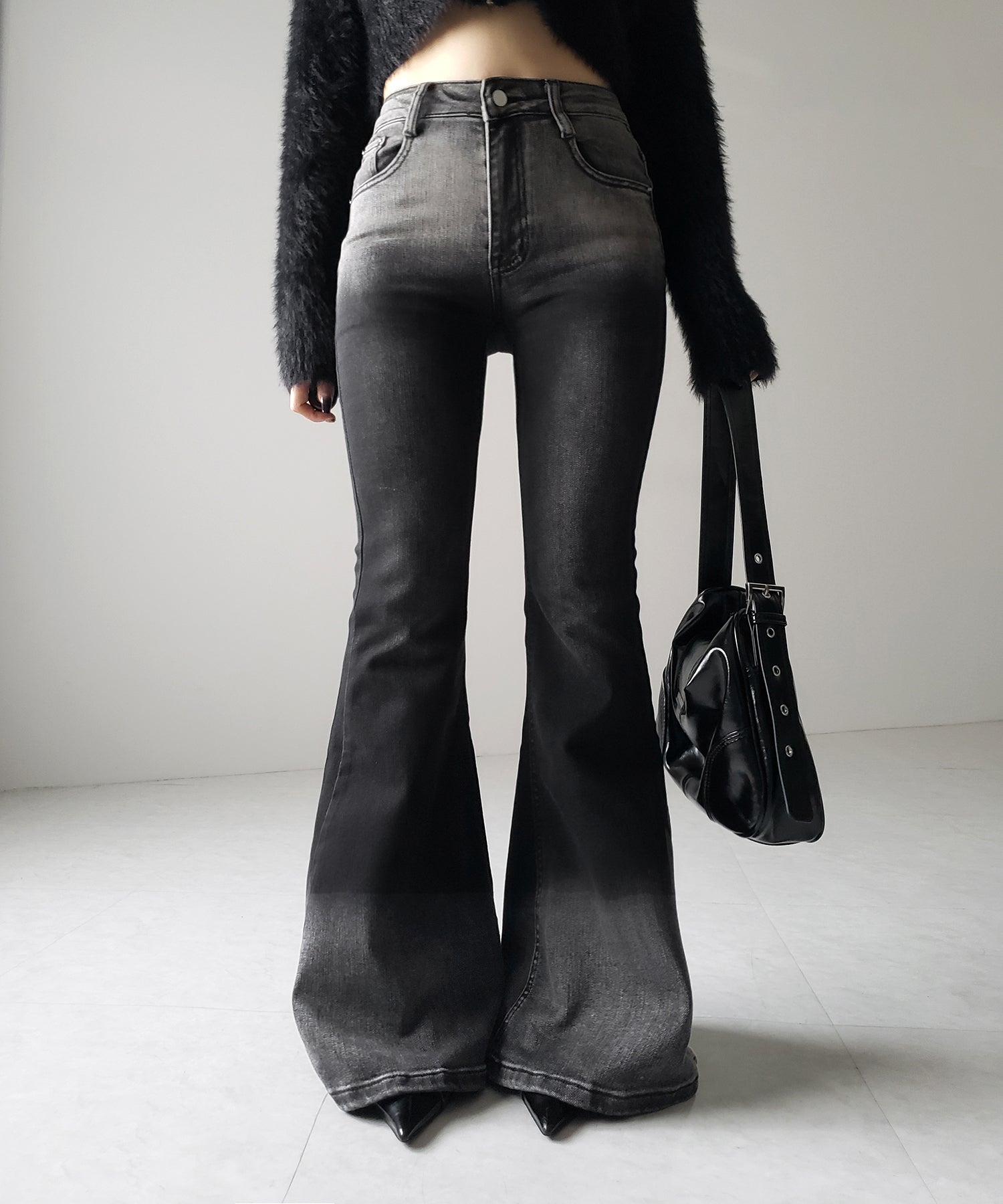 【４size 】ブリーチグラデーションストレッチブラックフレアデニム ／ bleach gradation stretch black flare denim