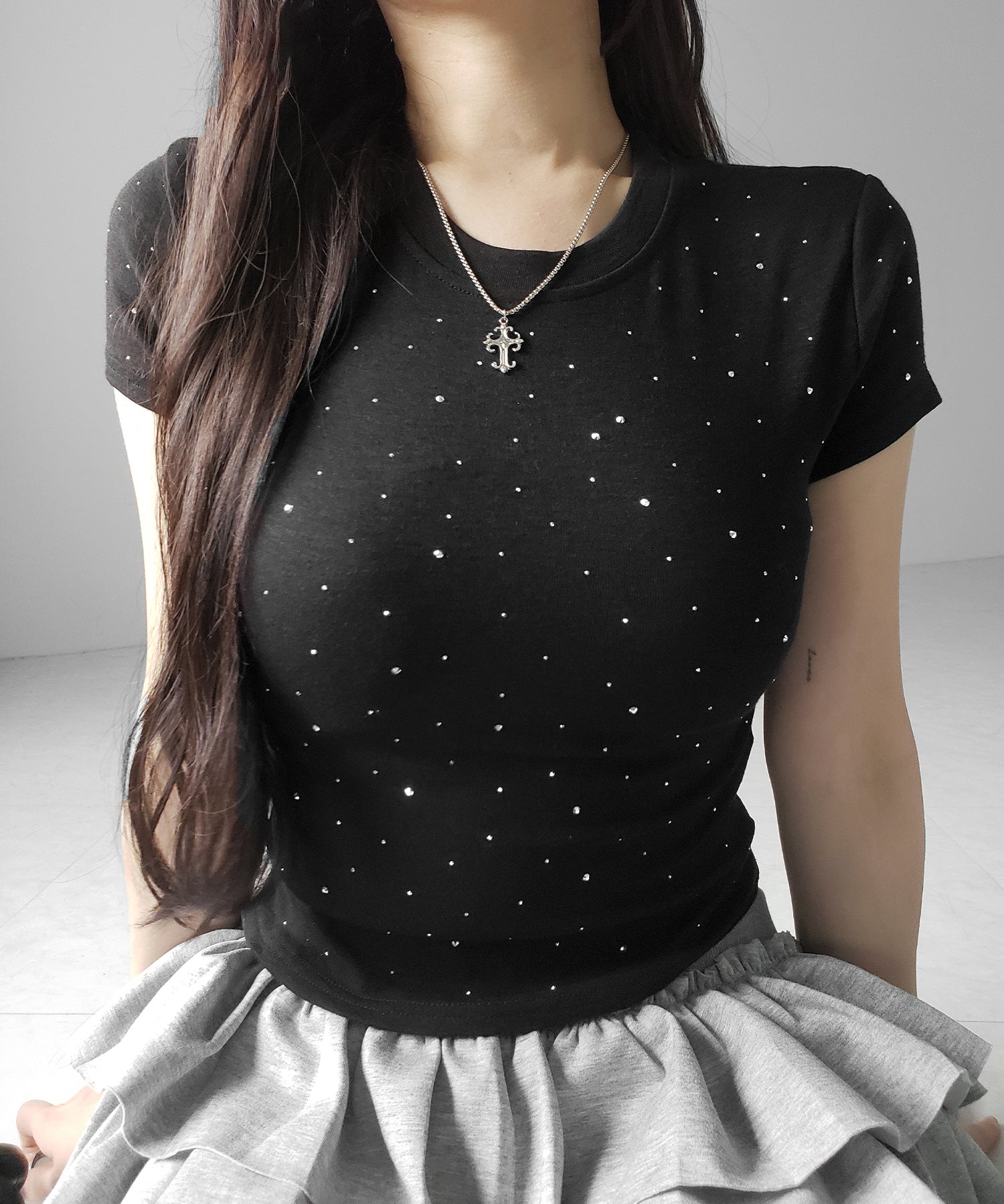 ラインストーン半袖タイトＴシャツ ／ Rhinestone short sleeve tight T-shirt