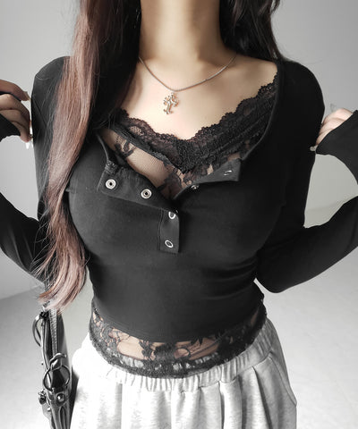 【 人気アイテムの長袖verが新登場！ 】レースレイヤードヘンリーネックスクエア長袖Ｔシャツ ／ lace layered henley neck square long sleeve T-shirt