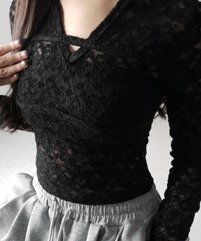 【 ２color 】Vネックスリムラインレーストップス ／ V-neck slimline lace tops