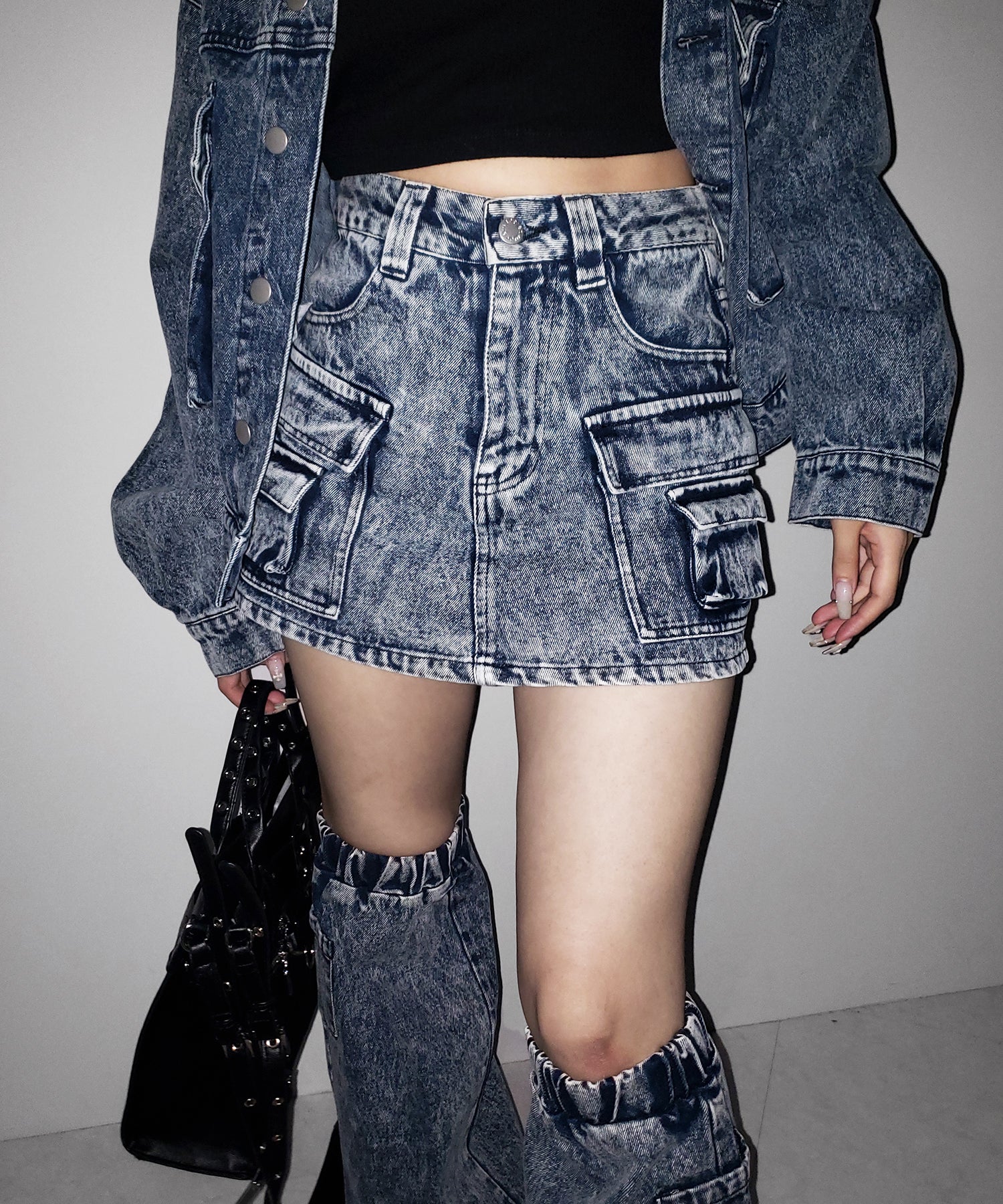 【 デニムセットアップ着用可能 】ヴィンテージケミカルブリーチカーゴデニムミニスカパン ／ vintage chemical bleach cargo denim mini skirt pants