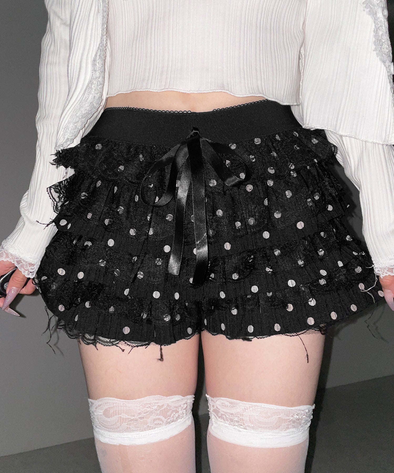 ドットレースフリルショートパンツ ／ dot lace frill short pants
