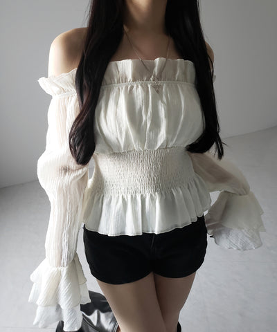 【 ２color ／ ２WAY 】ウエストシャーリングシアーフリルオフショルブラウス ／ waist shirring sheer frill off shoulder blouse
