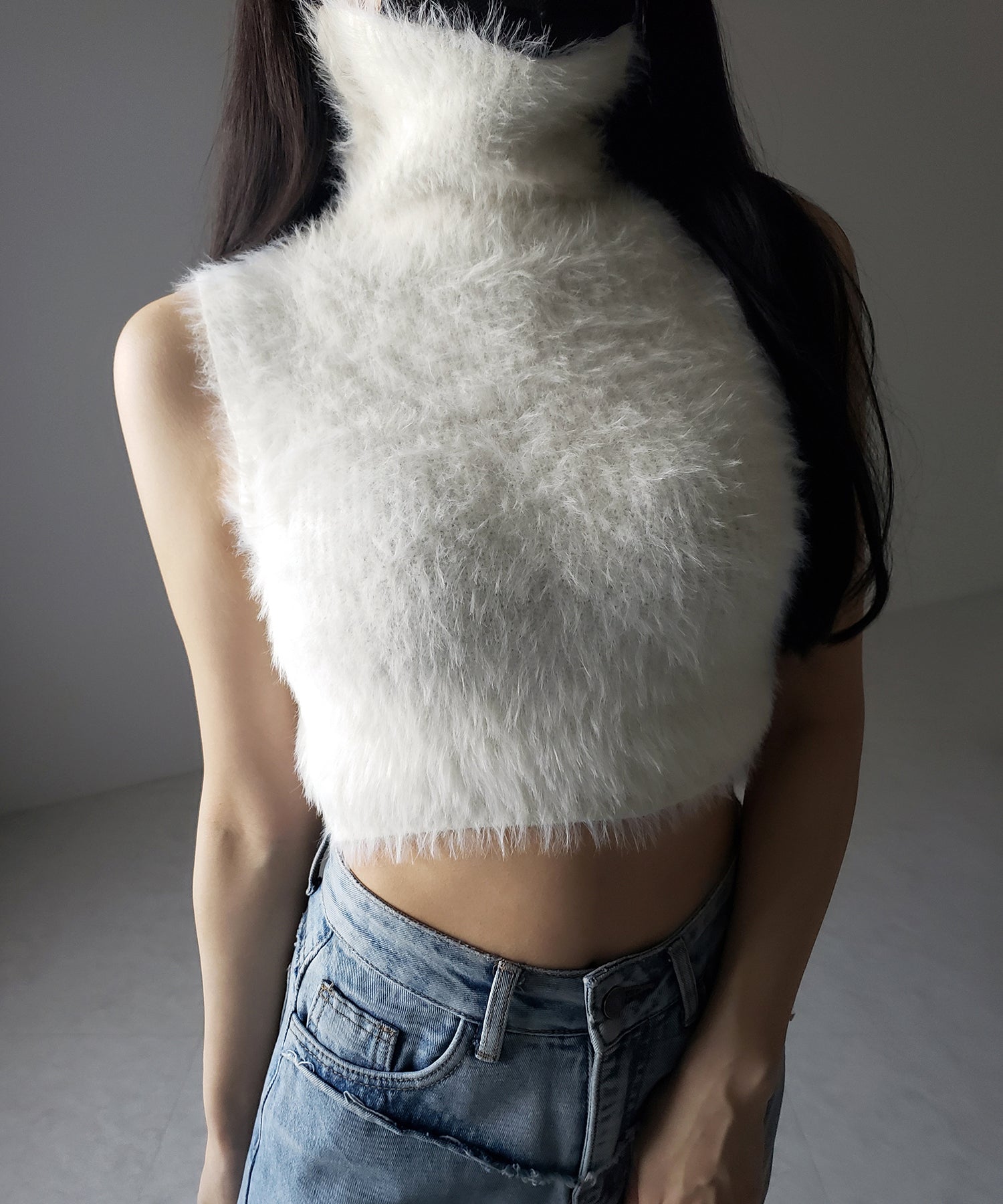 【 ３color 】タートルネックショートシャギーノースリニットトップス ／ turtleneck short shaggy nosleeve knit tops