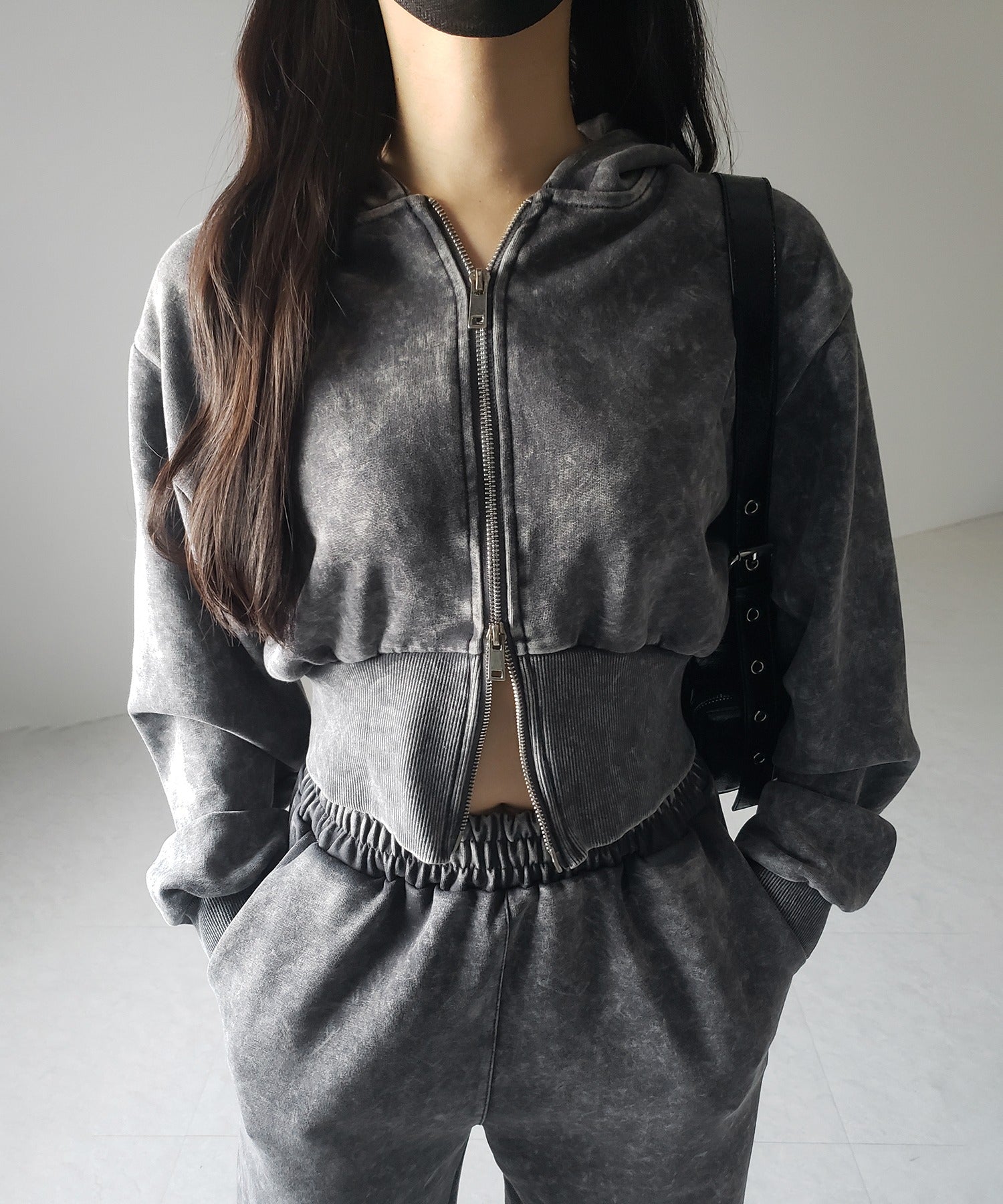 【 セットアップ 】ピグメントヴィンテージショートパーカー ＋ ワイドパンツ SET ／ pigment vintage short hoodie + wide pants SET