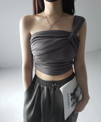 【 カップ付き 】ワンショルアシンメトリーショートキャミソール ／ one shoulder asymmetry short camisole