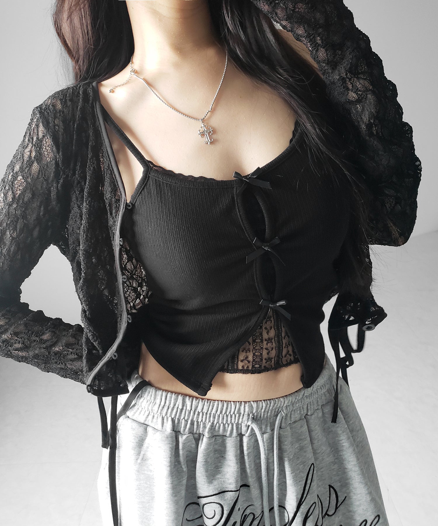 フロントリボンレースレイヤードリブキャミソール ／Front ribbon lace layered ribbed camisole